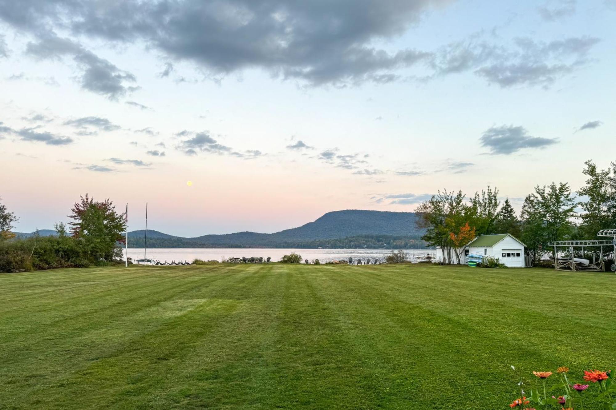 Lake Pleasant Cabin On 3 Acres With Kayaks And Beach! Esterno foto
