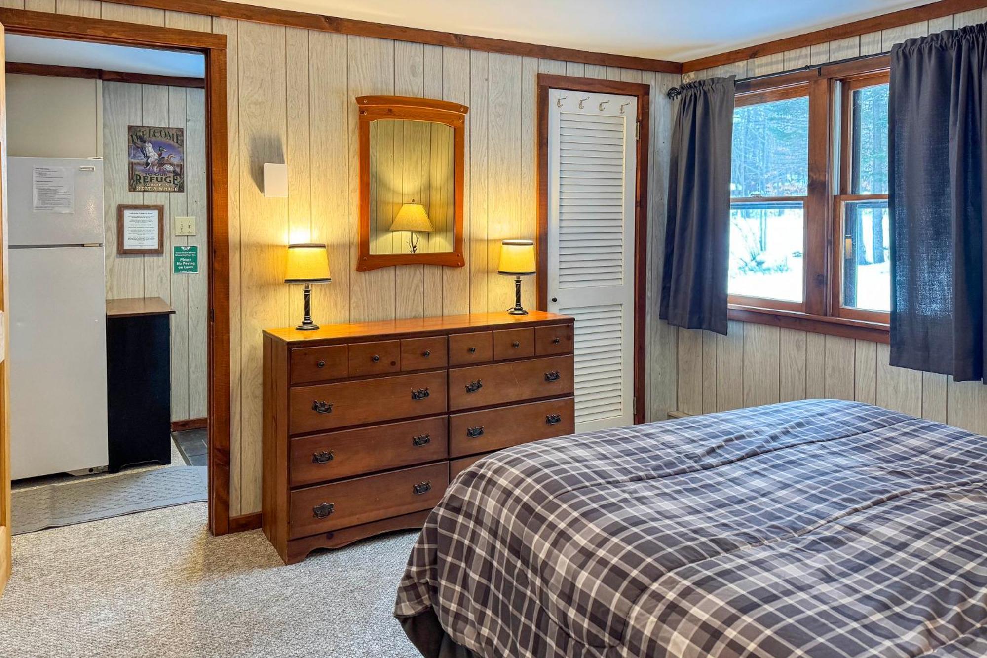 Lake Pleasant Cabin On 3 Acres With Kayaks And Beach! Esterno foto