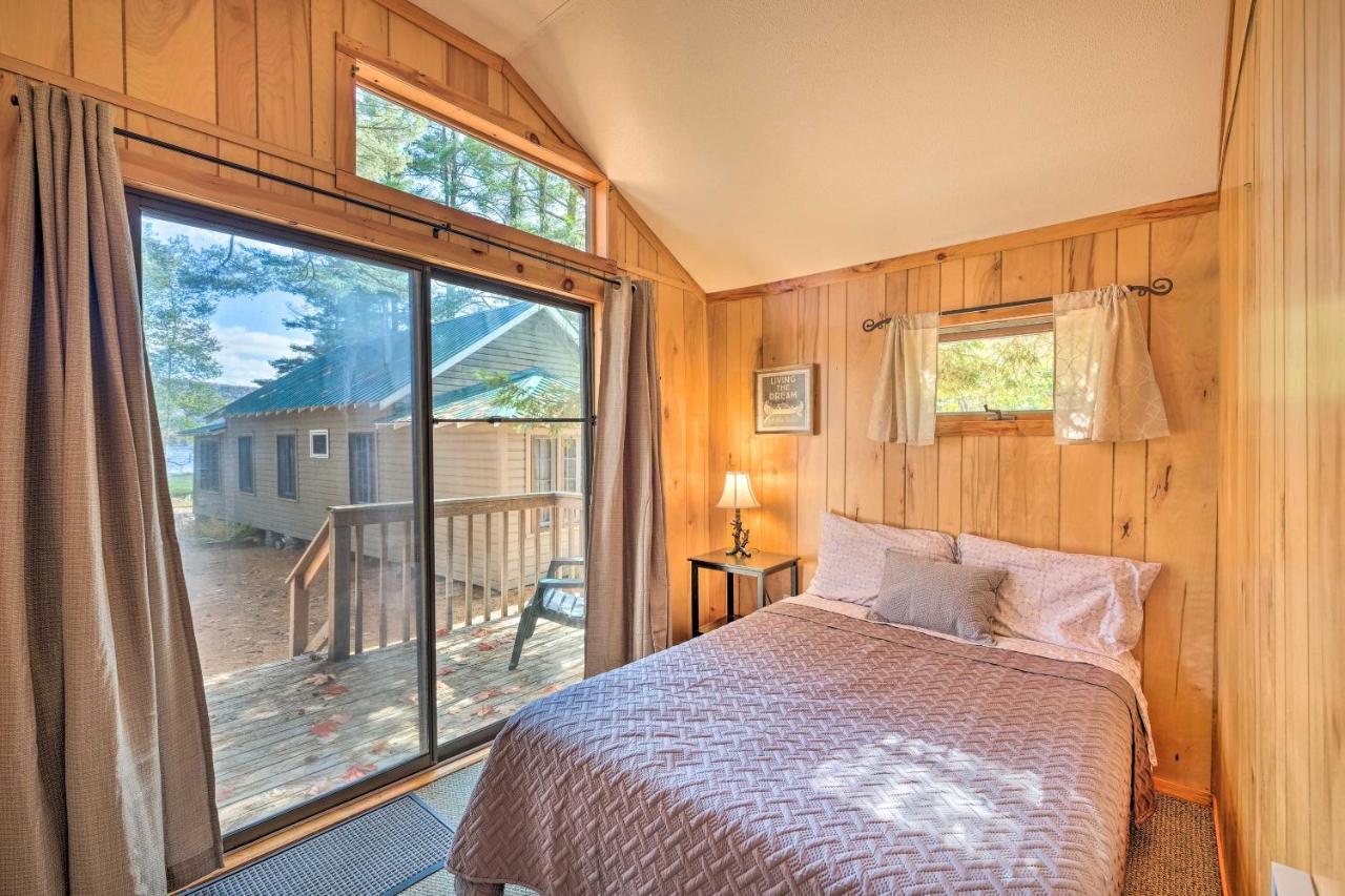 Lake Pleasant Cabin On 3 Acres With Kayaks And Beach! Esterno foto
